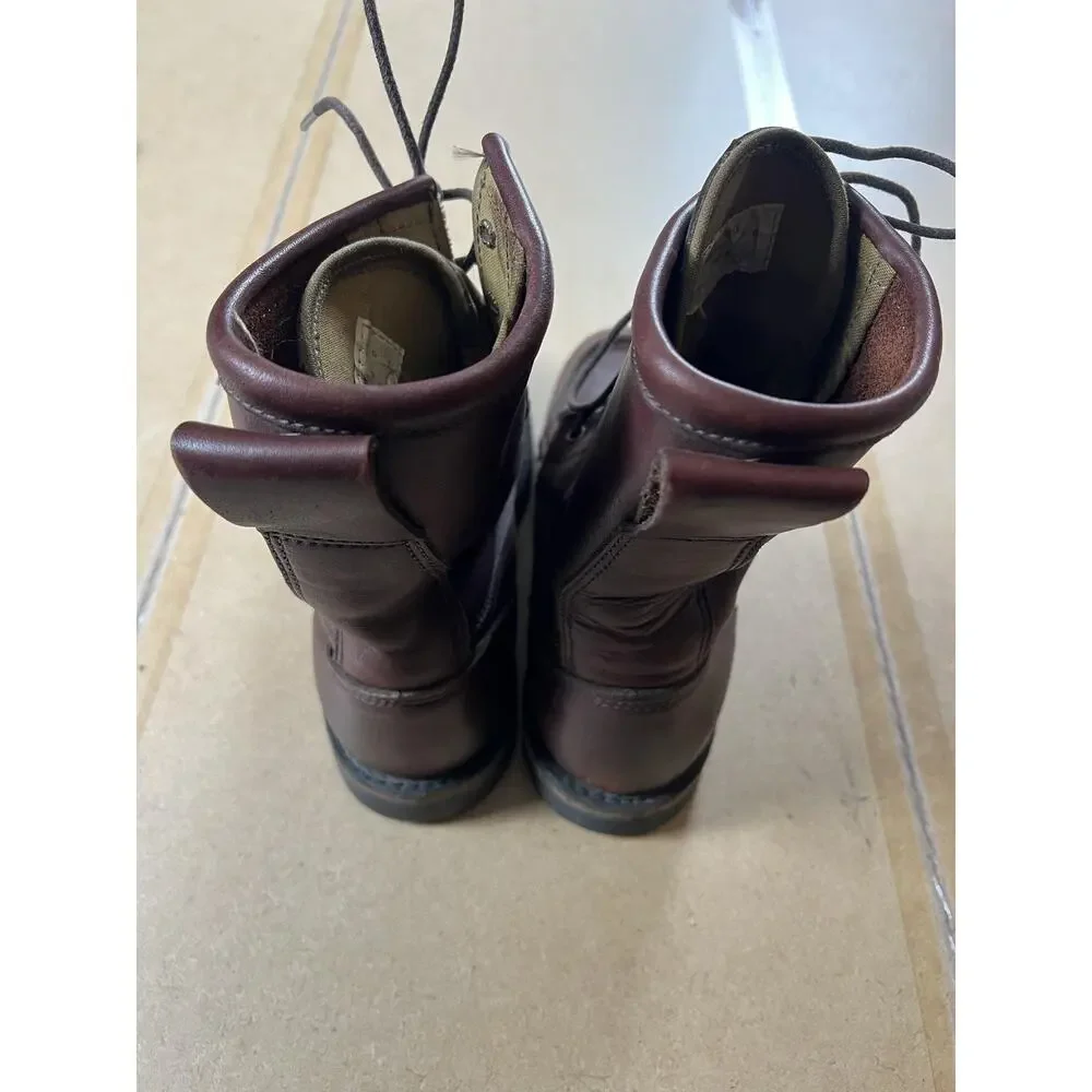 Unknown type boots